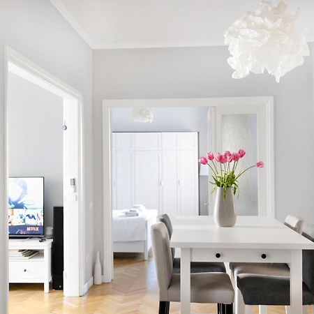 Your Deluxe Home In Bucharest Center Bagian luar foto