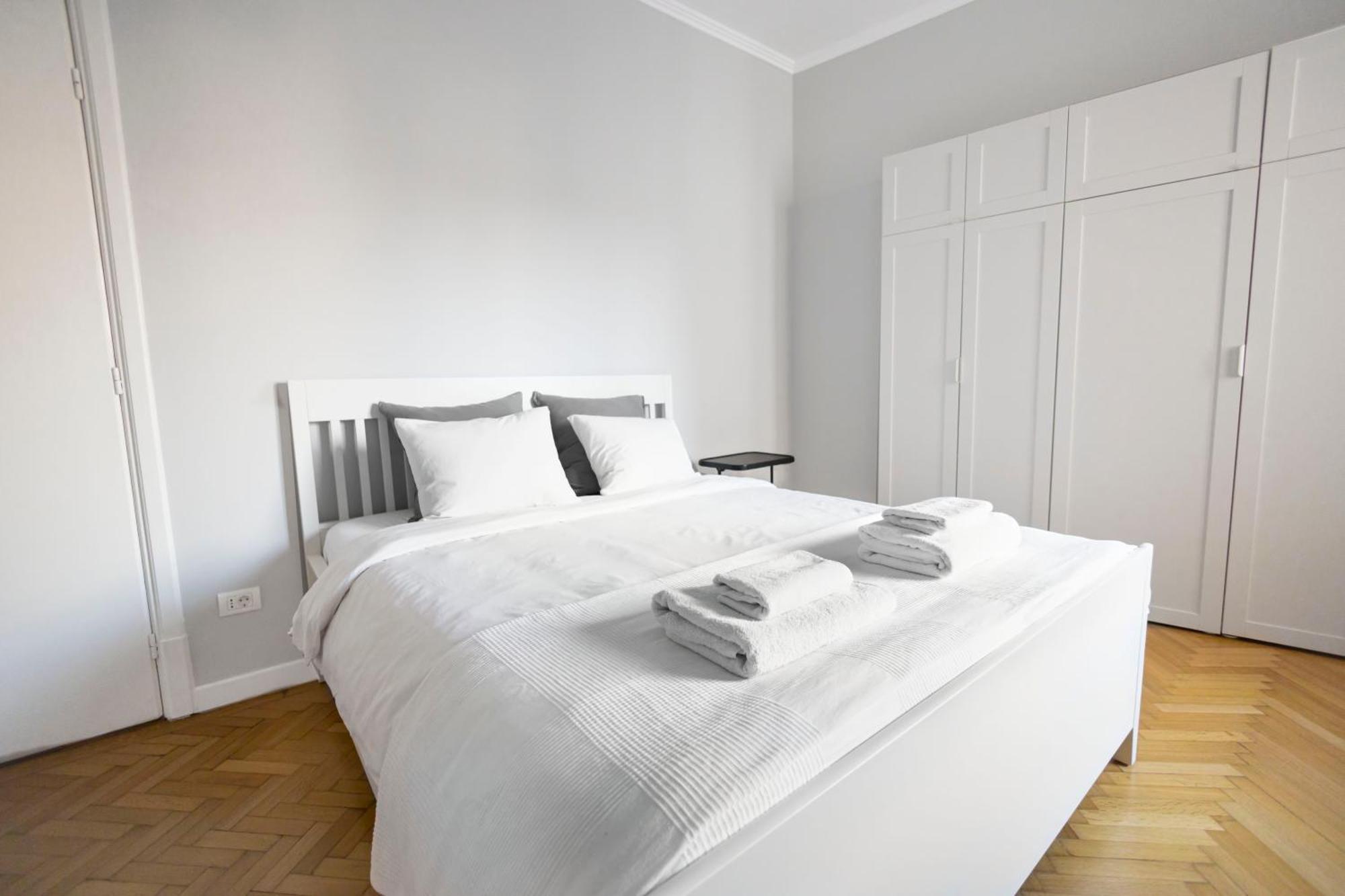 Your Deluxe Home In Bucharest Center Bagian luar foto